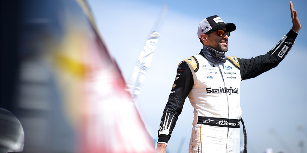 Cuban American NASCAR star Aric Almirola reminds fans that "our freedom is not free" | Fox News