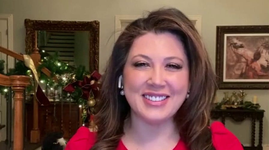 NY Governor reduces quarantine period for critical workers