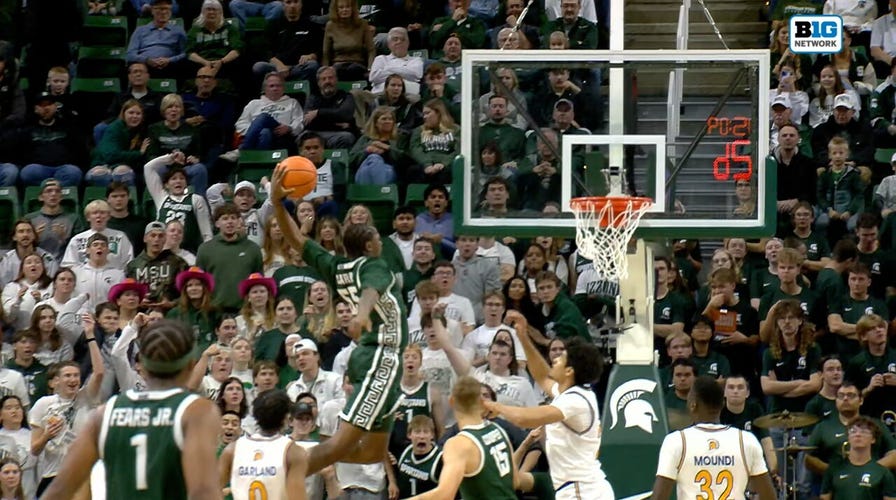 Michigan State's Coen Carr throws down RIDICULOUS tomahawk jam successful modulation vs. San José State