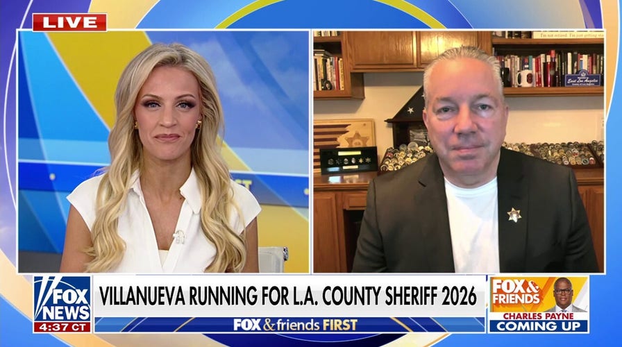 Former LA County sheriff announces bid to reclaim seat after party switch