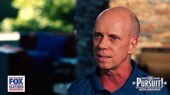 Gold medalist Scott Hamilton explains what it meant to carry US flag at 1980 Winter Olympics opening ceremony