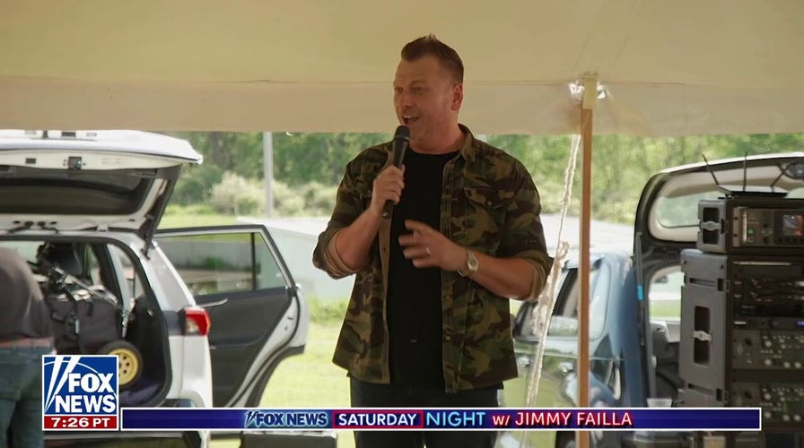 Jimmy Failla Kicks Off His 'Murica The Beautiful' Tour With A Visit To Lippy's