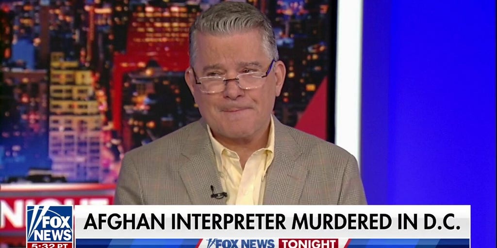 Retired NYPD inspector Paul Mauro reacts to 'terrible' killing of