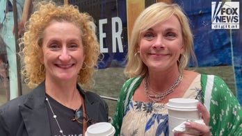 WATCH: Tourists in the Big Apple criticize Biden admin's push to reinstate mask mandate