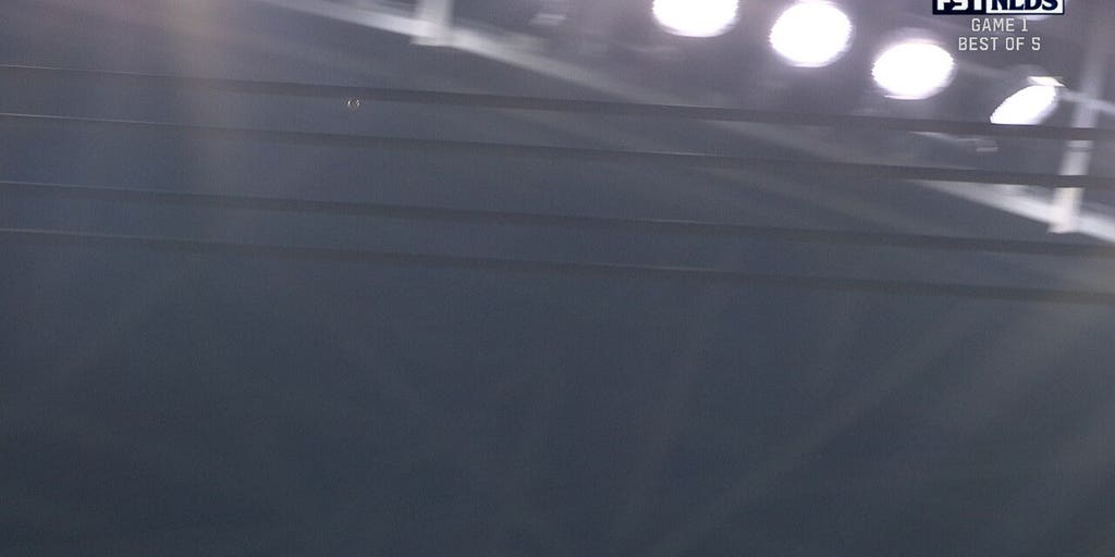 Brewers get an out despite ball HITTING roof in ninth inning vs Padres