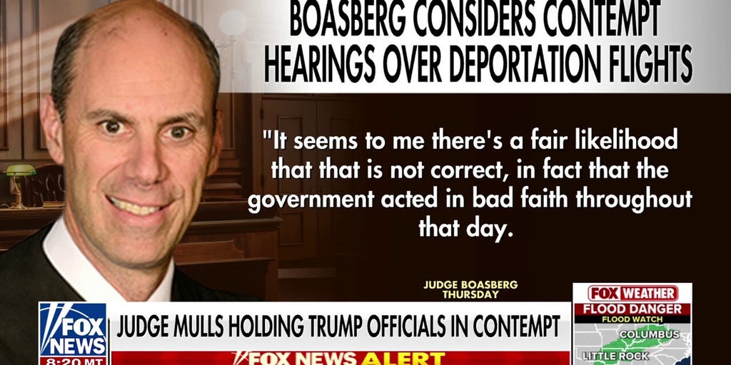 Judge considers contempt hearings over Trump admin's deportation flights
