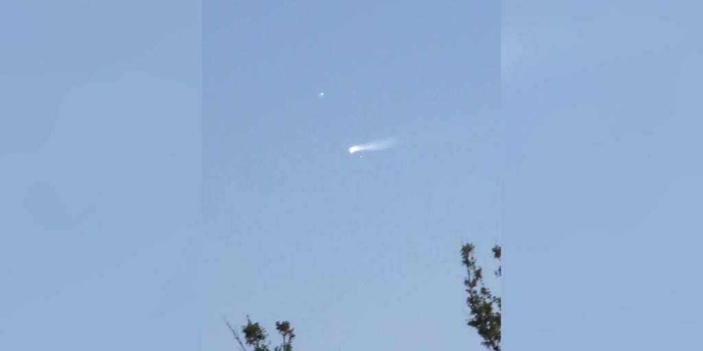 SpaceX Starship spacecraft breaks apart during eighth test flight