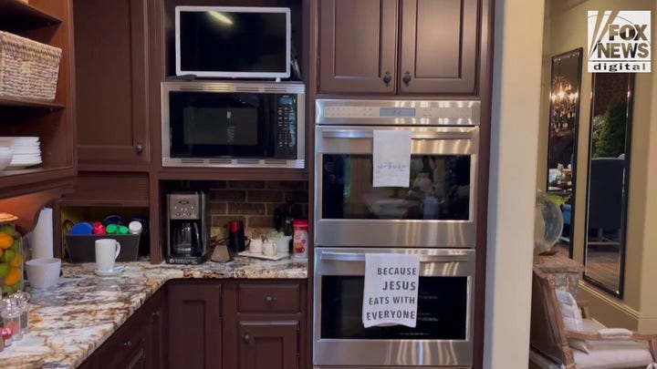 Kathie Lee Gifford gives Fox News Digital a look inside her kitchen.
