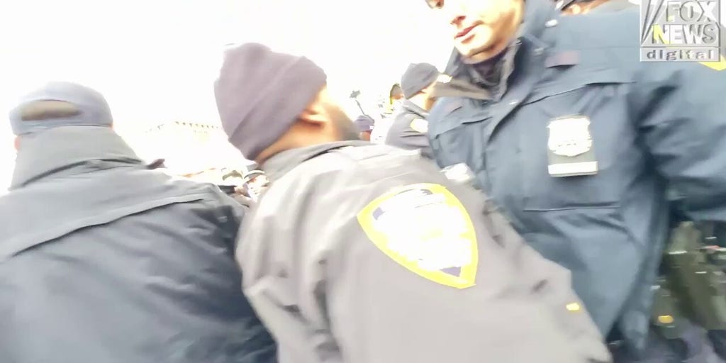 Brawl breaks out at NYC vigil for slain Iranian tyrant Ayatollah Ali Khamenei