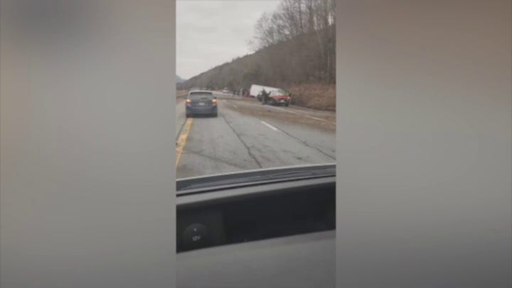 One Person Dead At Least 22 Injured Following New York City Bound Tour One Person Dead At Least 22 Injured Following New York City Bound Tour