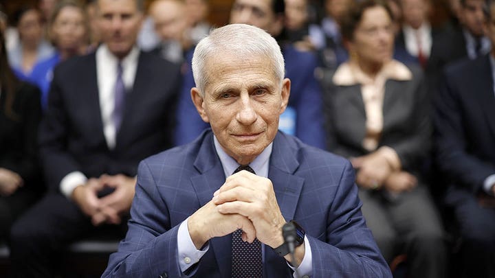 SÍGUELO EN DIRECTO: Anthony vuelve al Capitolio para una audiencia del Senado de gran importancia
