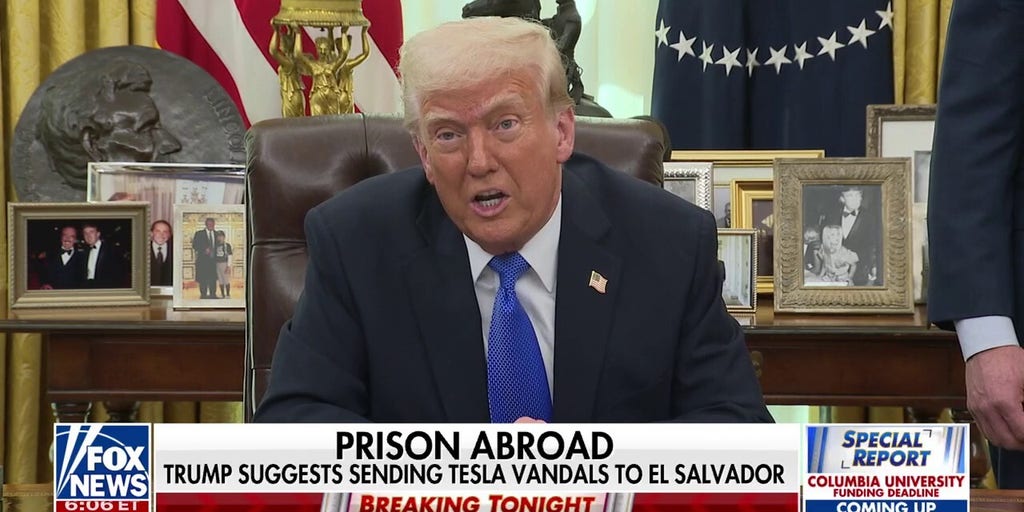 Trump argues he has authority to deport migrant criminals