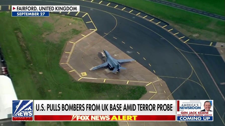 US bombers removed from UK air base amid terror probe