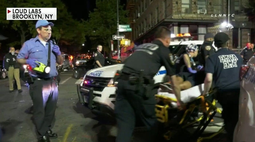 5 shot during street party in Brooklyn, New York