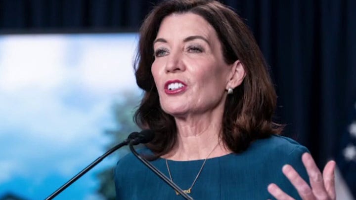 New York Gov. Kathy Hochul threatens school funding over mask mandates