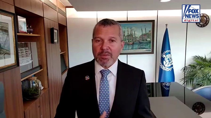UN maritime chief reveals contact with Tehran over new US Hormuz dispute amid rising attacks