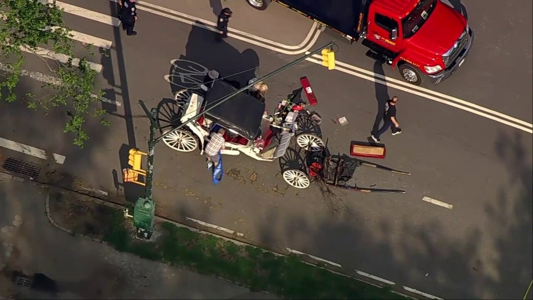 Overturned horse-drawn carriage leaves teen critically injured in Central Park
