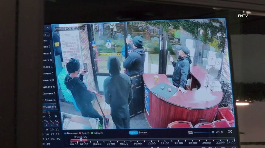 Knife-wielding man seen menacing grocery store employees