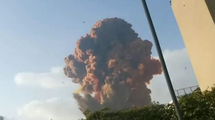 Raw video: Shocking explosion rocks Beirut, Lebanon