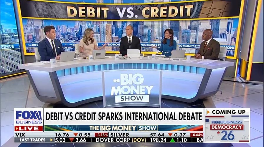 Viral social media post sparks global debit vs credit card debate 