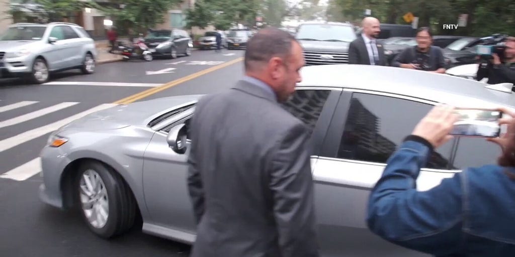 Activity this morning outside Gracie Mansion following the indictment of Mayor Eric Adams