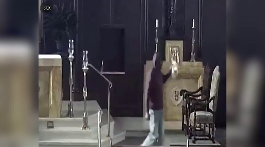 Video shows suspect breaking into Philadelphia church's ‘poor box’ before Christmas