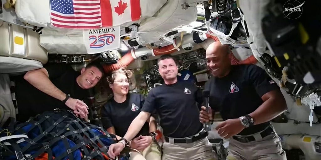 Integrity pilot tells Trump: 'I said a little prayer' as things went dark