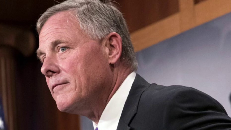 Report: Federal agents seize Sen. Richard Burr's cellphone