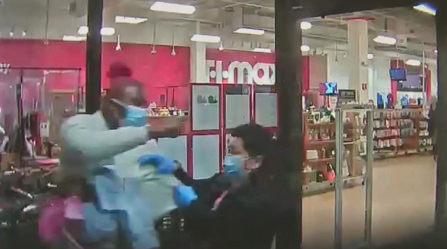 Robbery Suspect Pepper Sprays Massachusetts TJ Maxx Employee | Fox News