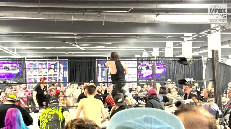 Fans celebrate Joseph Sawyer winning GCW World Championship