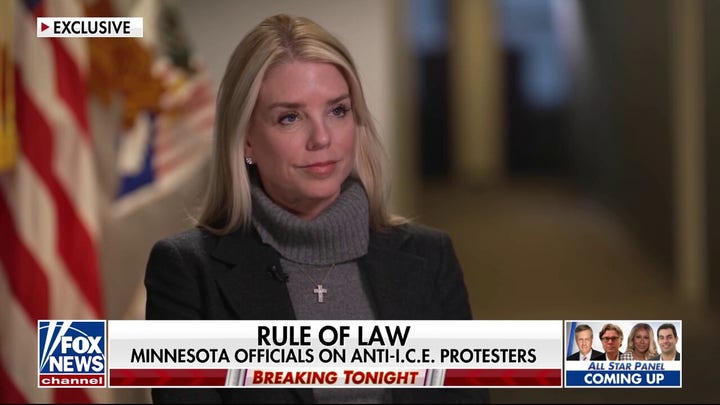 Bondi promete que «no nos iremos a ningún lado» hasta que los manifestantes contra la iglesia rindan cuentas.