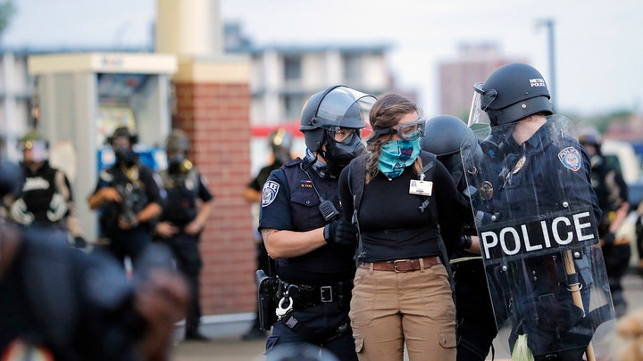 Unrest in Minnesota draws comparisons to Baltimore following death of Freddie Gray