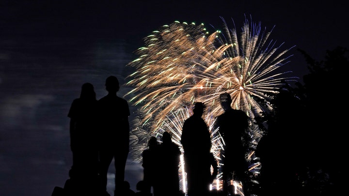 Biden views Fourth of July fireworks from White House