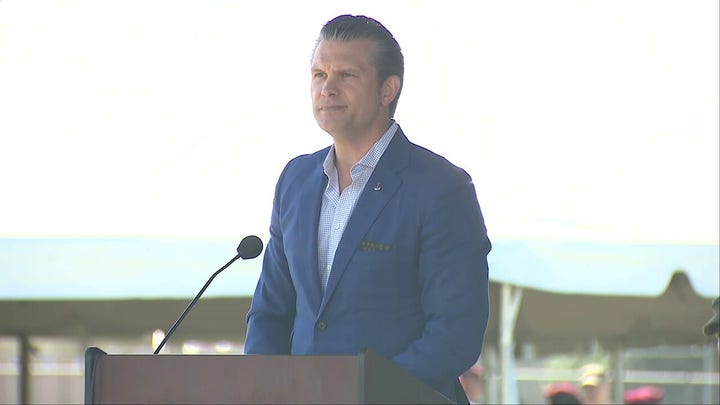 Defense secretary announces pay raise for paratroopers during Fort Bragg speech