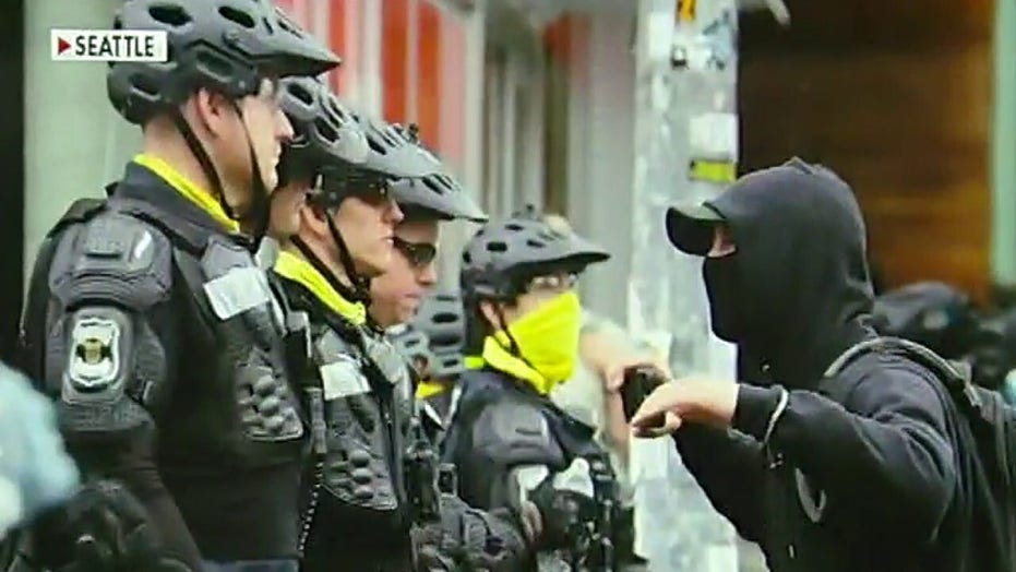 Seattle antipolice protests descend into riots as officers injured 18