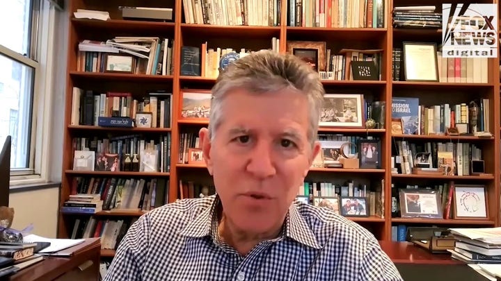 Rabbi Hirsch urges Zohran Mamdani to condemn the phrase 'globalize the intifada'