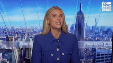 Amanda Kloots shares how she still feels late husband Nick Cordero's presence