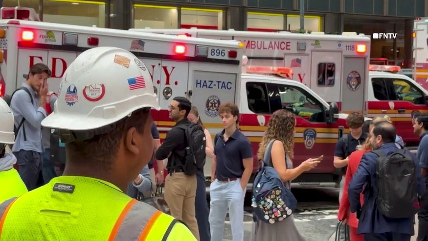 Authorities respond to Manhattan high-rise after reports of falling bricks