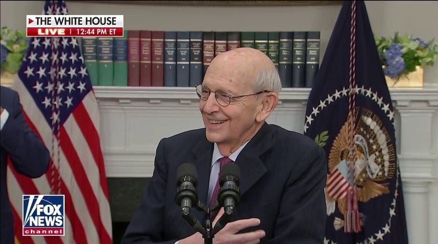 Supreme Court Justice Stephen Breyer announces retirement