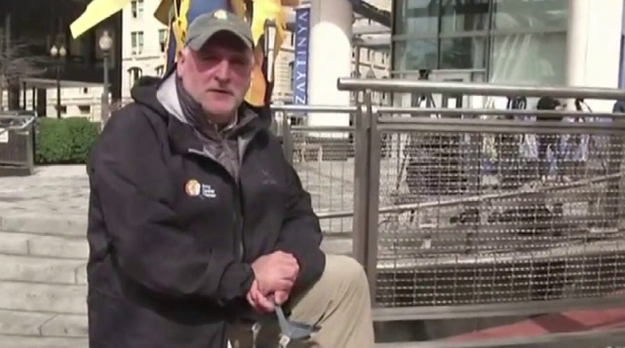 Celebrity chef José Andrés converts NY, DC restaurants into soup kitchens amid coronavirus pandemic 