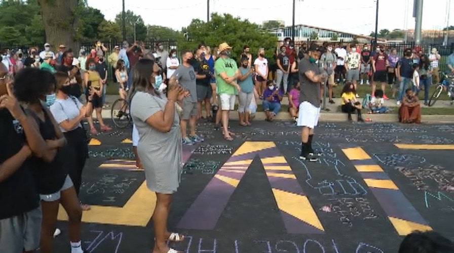 Illinois community comes together to support Black Lives Matter after mural is defaced