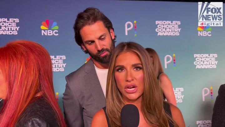 Jessie James Decker says her kids 'were so excited' she's pregnant