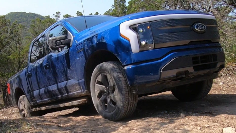 The Ford F-150 Lightning has something the GMC Hummer EV pickup doesn't