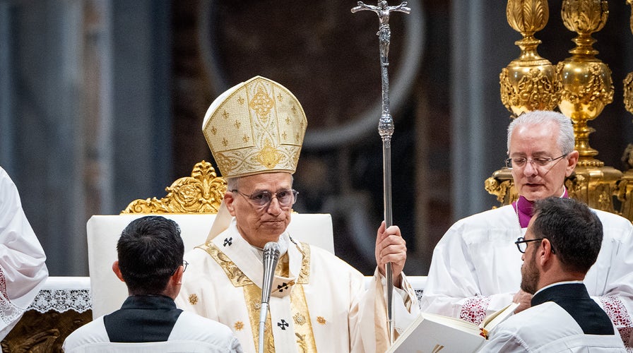  Pope Leo celebrates his archetypal  Easter Sunday Mass arsenic  pope