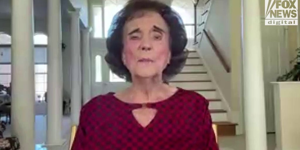 86-year-old 'Taco Bell Queen' feared she wouldn't live to see her town's grand opening after cancer diagnosis