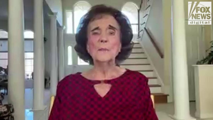 86-year-old 'Taco Bell Queen' feared she wouldn't live to see her town's grand opening after cancer diagnosis
