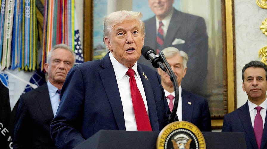 WATCH LIVE: President Trump makes an announcement from the Oval Office