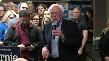 2020 Democrats make last-minute scramble for support in Iowa