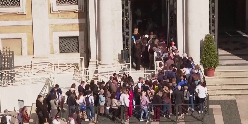 Pope Francis' tomb opens to visitors at Rome's St. Mary Major Basilica