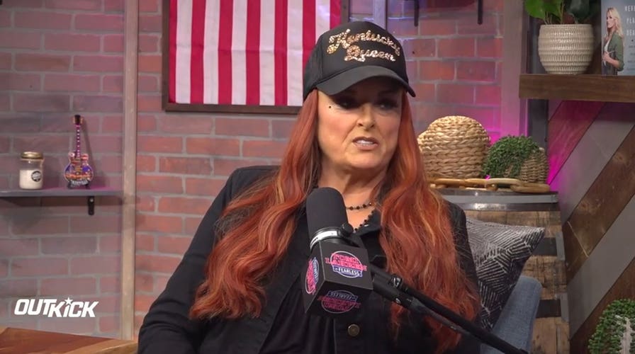 Wynonna Judd Responds to Kacey Musgraves' “F*ck Christopher Columbus” Comment | Tomi Lahren is Fearless